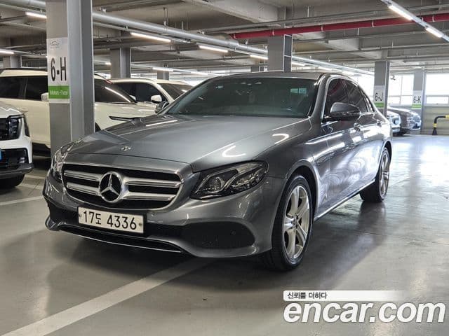 Mercedes-Benz E-Class W213 3