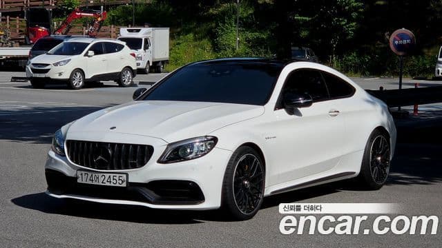 Mercedes-Benz C-Class W205 3