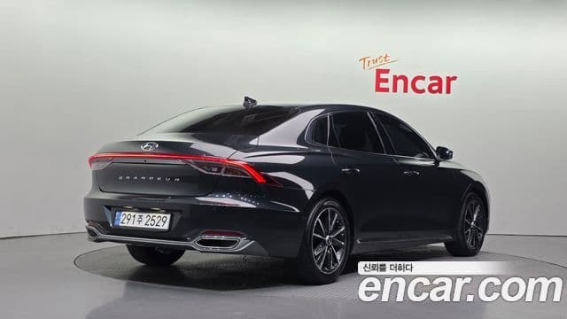 Hyundai The New Grandeur IG 2