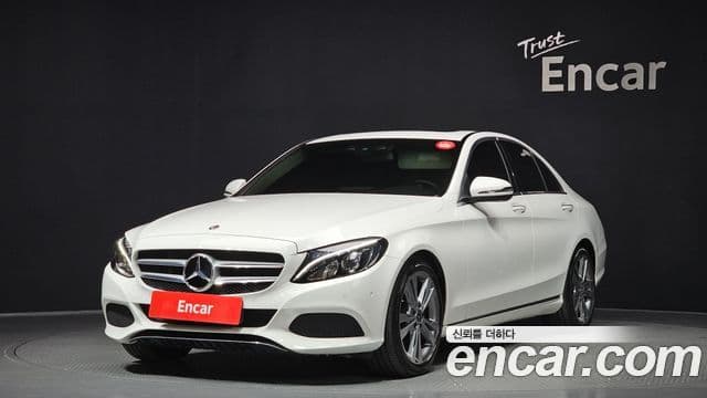 Mercedes-Benz C-Class W205 1