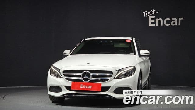 Mercedes-Benz C-Class W205 3