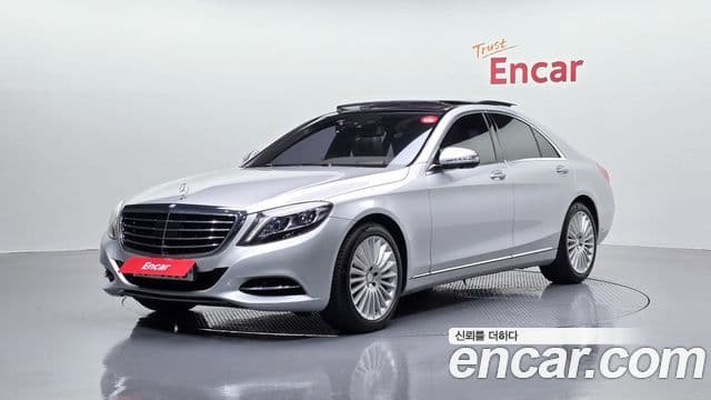 Mercedes-Benz S-Class W222