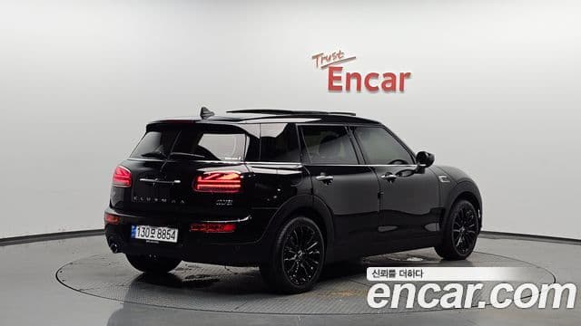 MINI Cooper Clubman 2