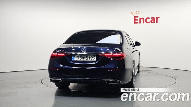 Mercedes-Benz S-Class W223 4