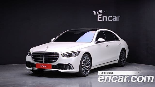 Mercedes-Benz S-Class W223 1