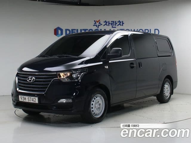 Hyundai The New Grand Starex