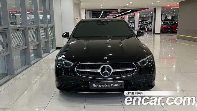 Mercedes-Benz C-Class W206 2