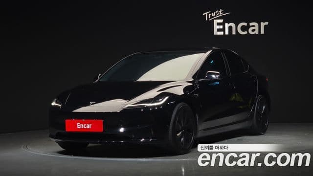 Tesla Model 3 1