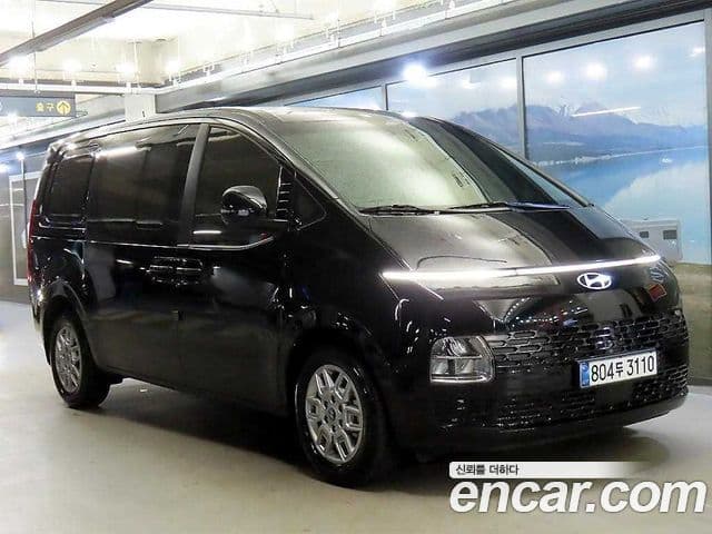 Hyundai Staria