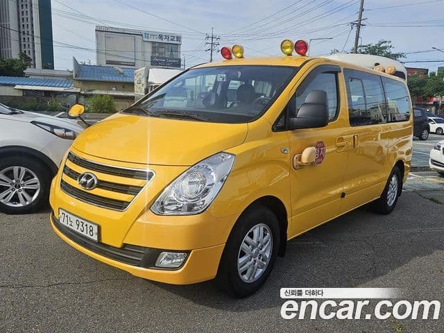 Hyundai Grand Starex