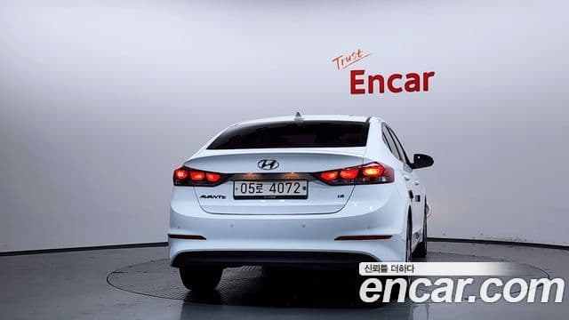 Hyundai Avante AD 4