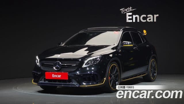 Mercedes-Benz GLA-Class X156