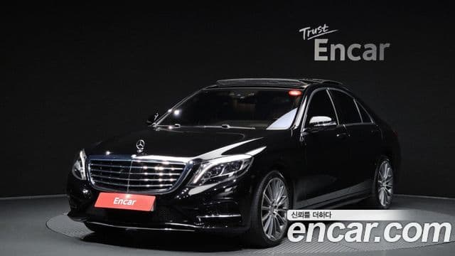 Mercedes-Benz S-Class W222