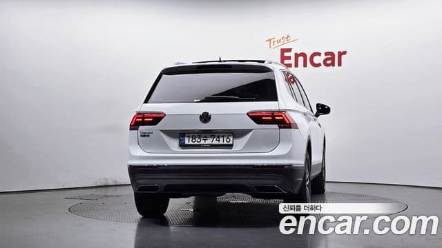 Volkswagen Tiguan Allspace 4