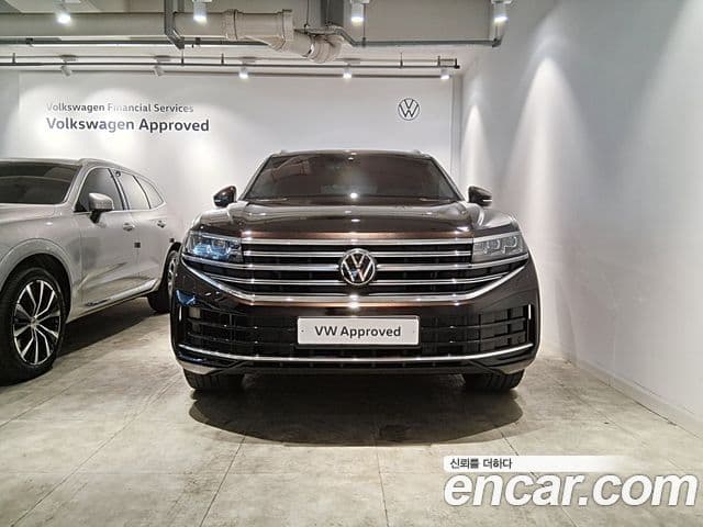 Volkswagen Touareg 3rd Gen 2