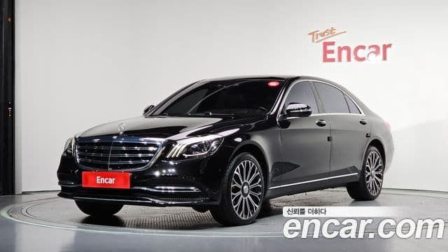 Mercedes-Benz S-Class W222