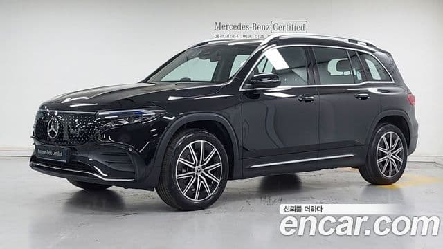 Mercedes-Benz EQB X243
