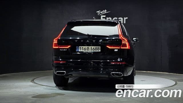 Volvo XC60 2nd Gen 4
