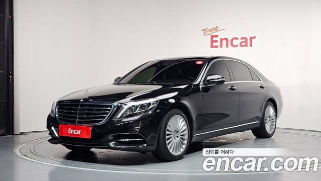 Mercedes-Benz S-Class W222