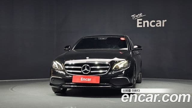 Mercedes-Benz E-Class W213 3