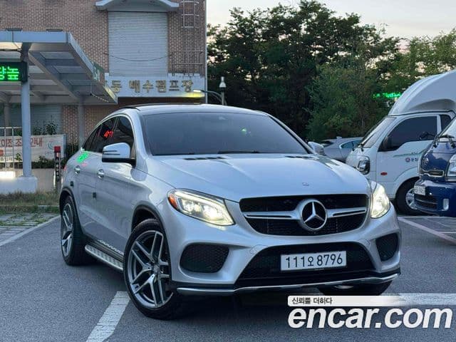 Mercedes-Benz GLE-Class W166