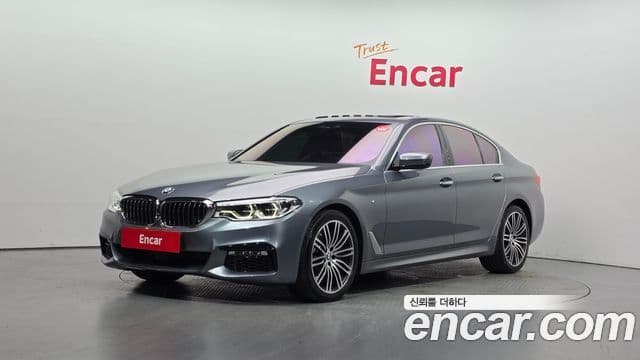 BMW 5 Series (G30)