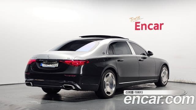 Mercedes-Benz S-Class W223 2