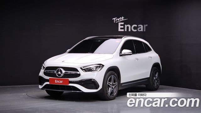Mercedes-Benz GLA-Class H247