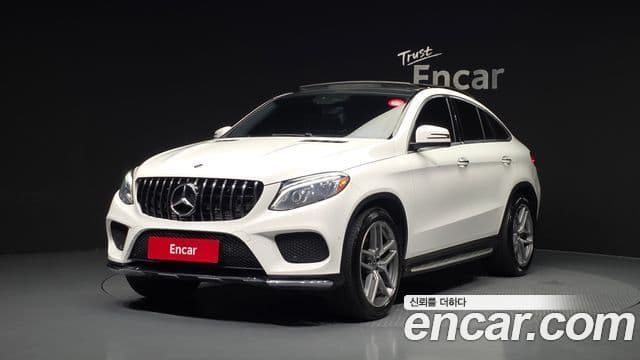 Mercedes-Benz GLE-Class W166