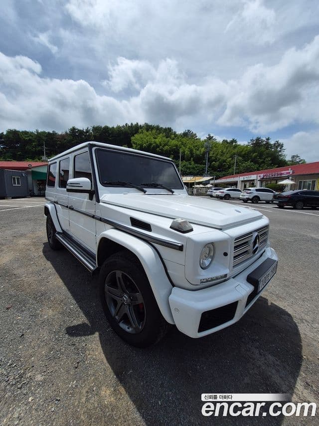 Mercedes-Benz G-Class W463