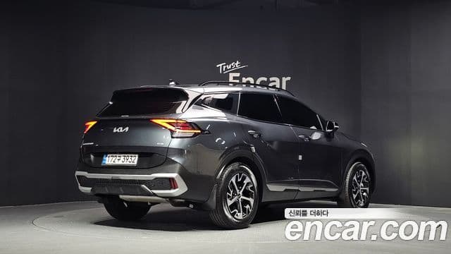 Kia Sportage 5th Gen Hybrid 2