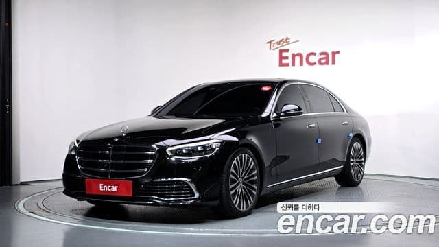 Mercedes-Benz S-Class W223 1