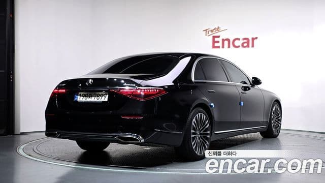 Mercedes-Benz S-Class W223 2