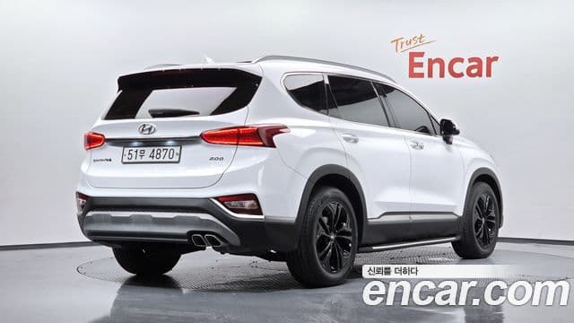Hyundai Santa Fe TM 2