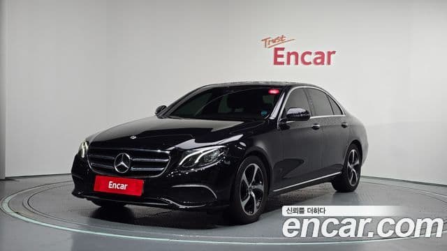 Mercedes-Benz E-Class W213 1