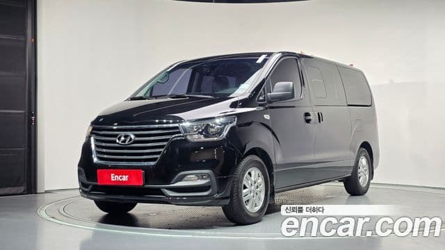 Hyundai The New Grand Starex