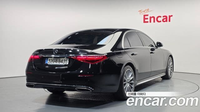 Mercedes-Benz S-Class W223 2