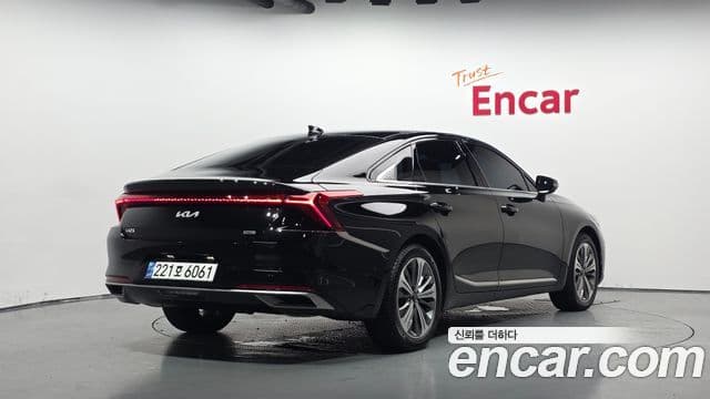 Kia K8 Hybrid 2
