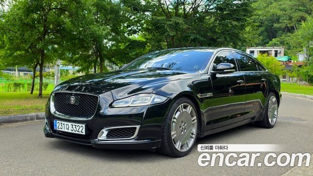 Jaguar All New XJ