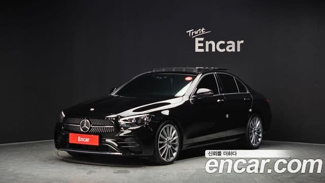 Mercedes-Benz E-Class W213 1