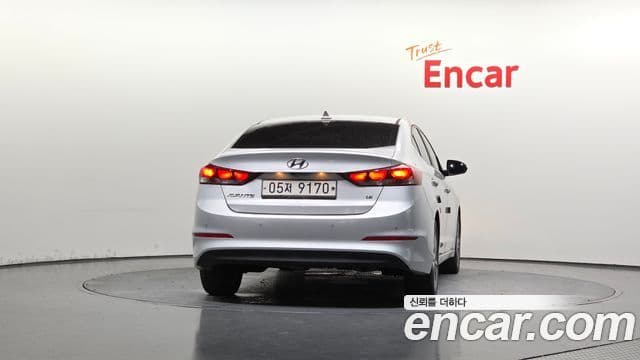 Hyundai Avante AD 4