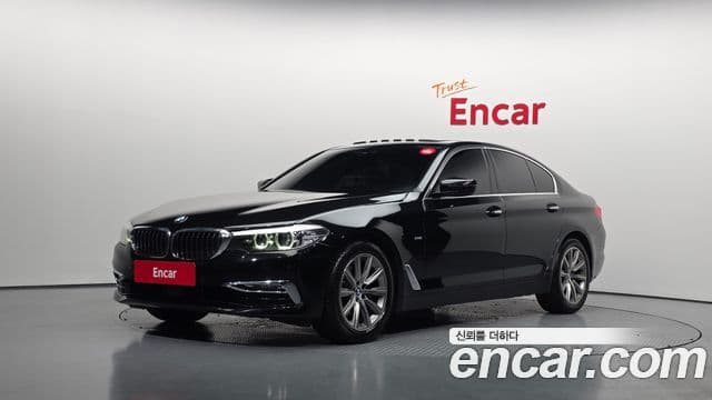 BMW 5 Series (G30)
