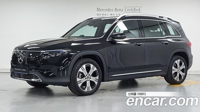 Mercedes-Benz EQB X243
