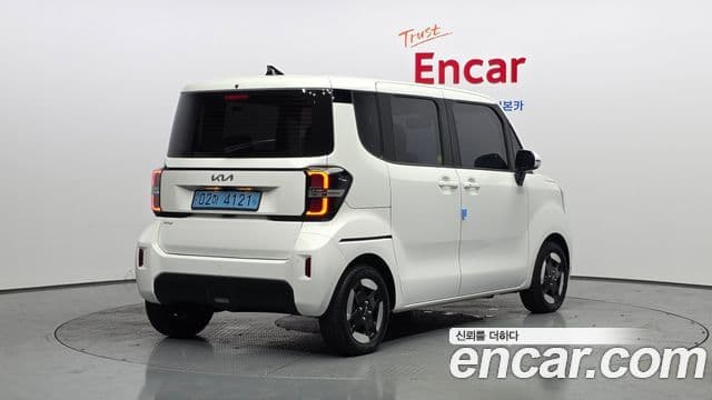 Kia The New Kia Ray EV 2