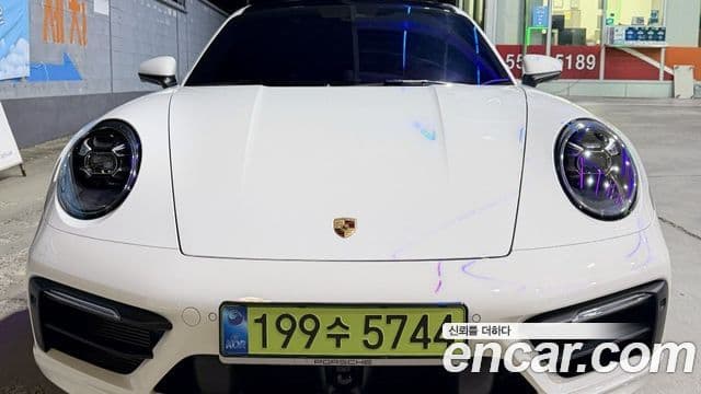 Porsche 911 (992) 3