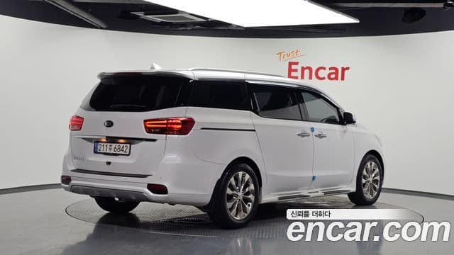 Kia The New Carnival 2