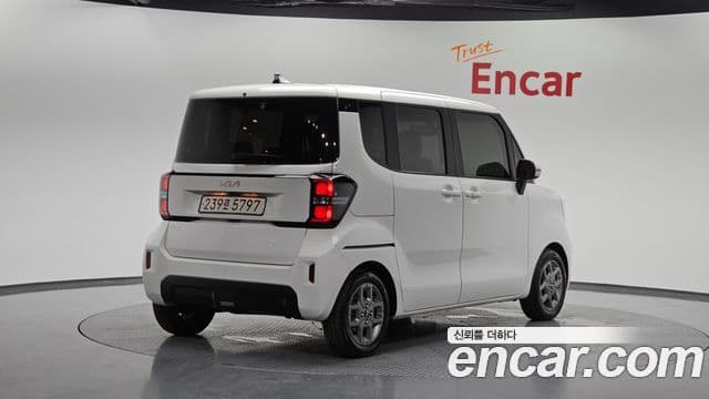 Kia The New Kia Ray 2