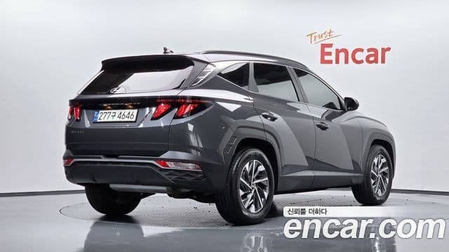 Hyundai Tucson (NX4) 2