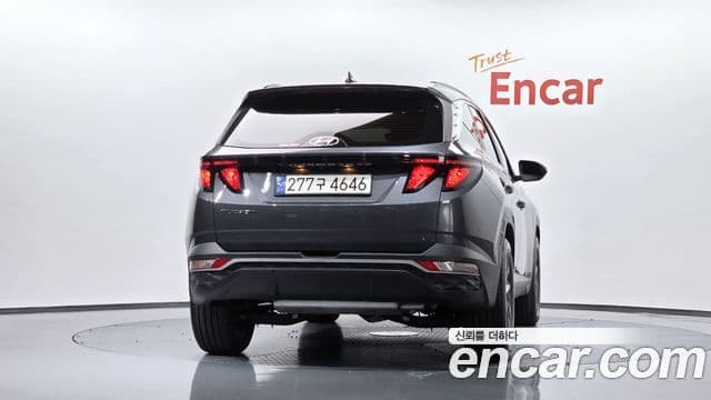 Hyundai Tucson (NX4) 4