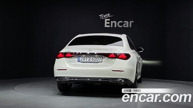 Mercedes-Benz E-Class W214 4